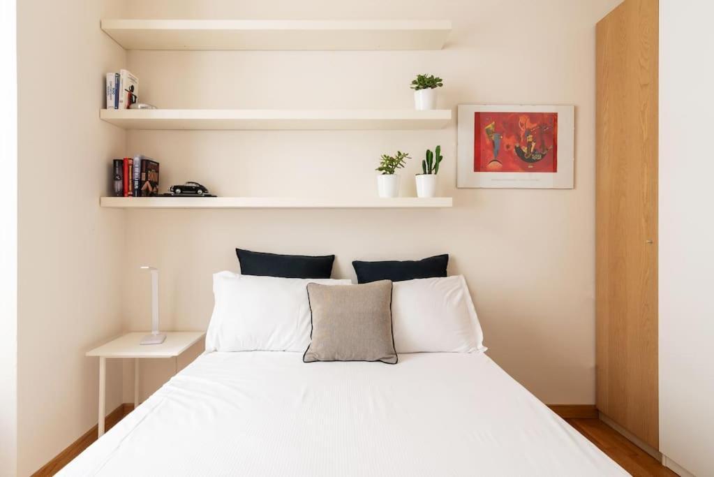 Studio Apartment Brera Милан Экстерьер фото